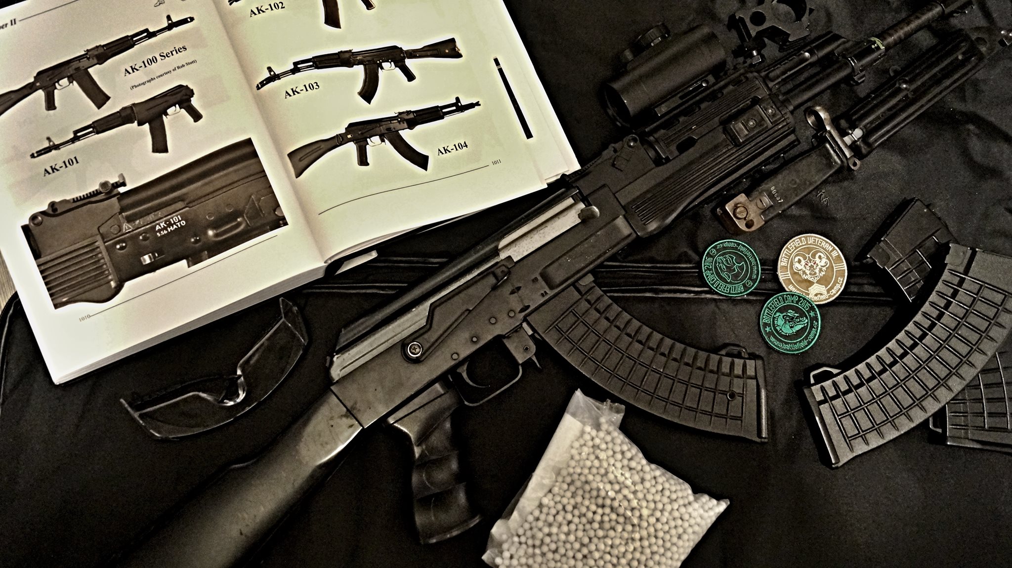  - obrázek zbraň AK-74 RIS tactical - 